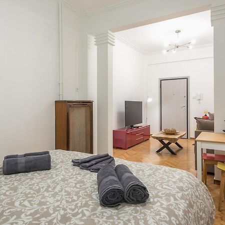 Stylish Luxury Apartment At Ampelokipi Metro Station Athens Ngoại thất bức ảnh